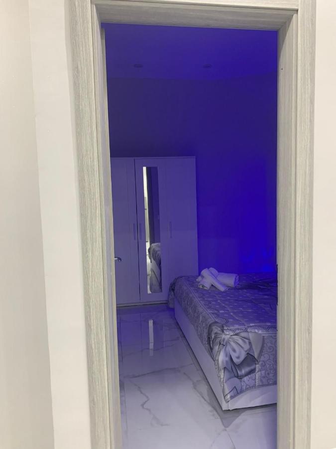 Angela House Apartment เนเปิลส์ ภายนอก รูปภาพ