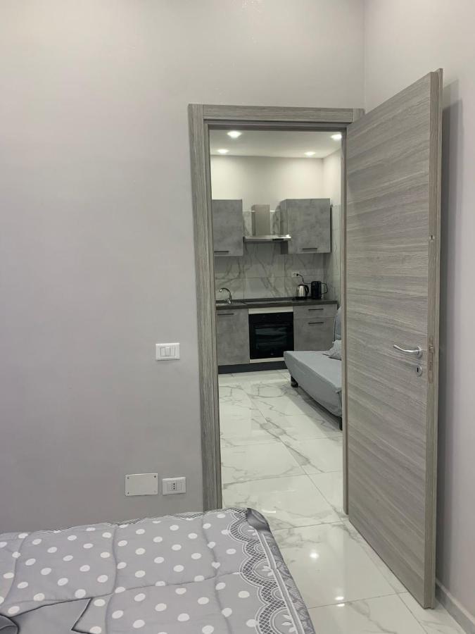 Angela House Apartment เนเปิลส์ ภายนอก รูปภาพ