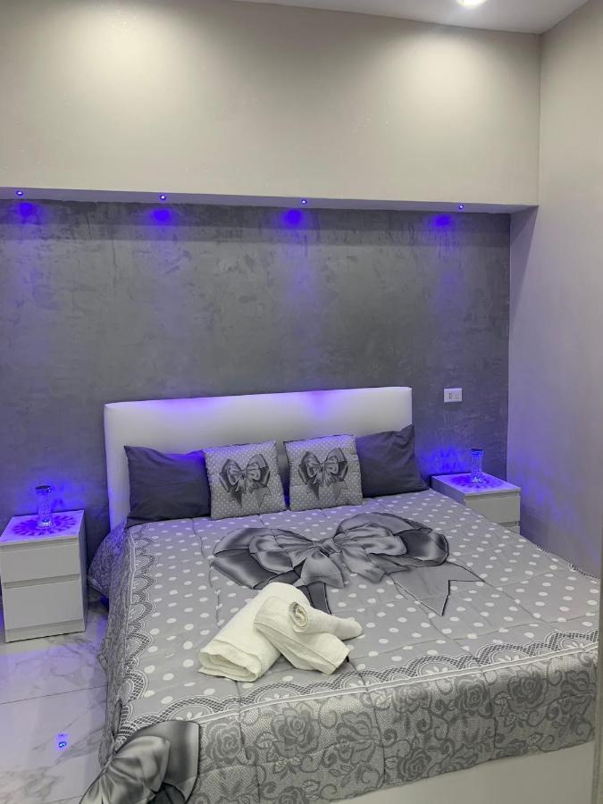 Angela House Apartment เนเปิลส์ ภายนอก รูปภาพ